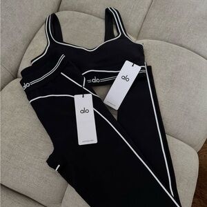 ALO Airbrush Heart throb legging and Sports Bra Black/White